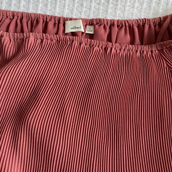 Aritzia Wilfred Mauve blouse - Picture 4 of 8